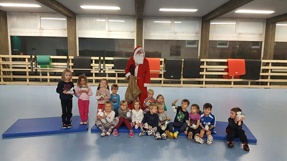 Weihnachtsfeier-Chriss_Michi2016_web_