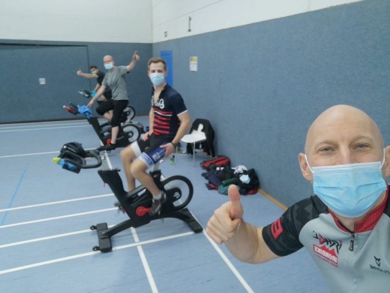 Indoorcyclingtrainer2021_01