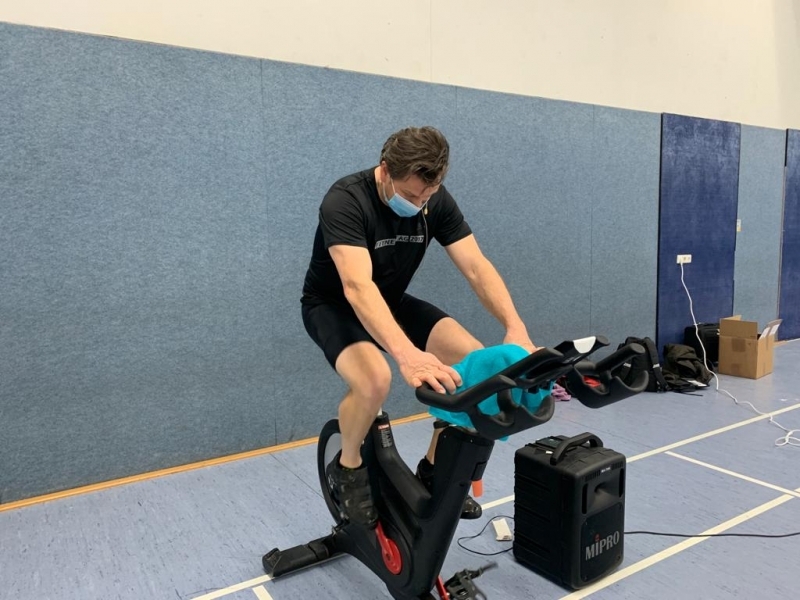 Indoorcyclingtrainer2021_03