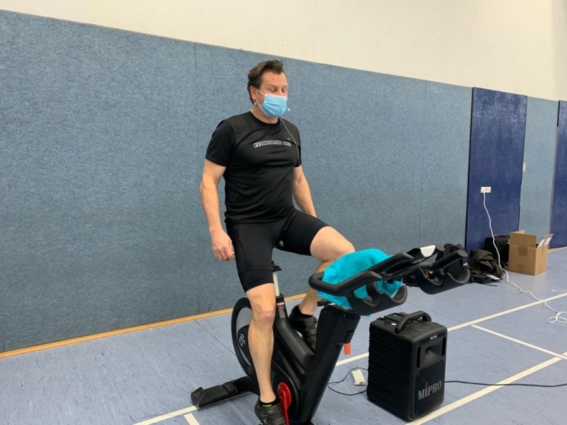 Indoorcyclingtrainer2021_07